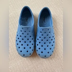 Cat & Jack Kids French Blue Play Water shoes 11T